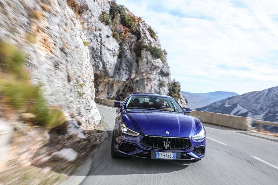  Maserati Ghibli S GranSport 2017 года  (фото 26 из 40)